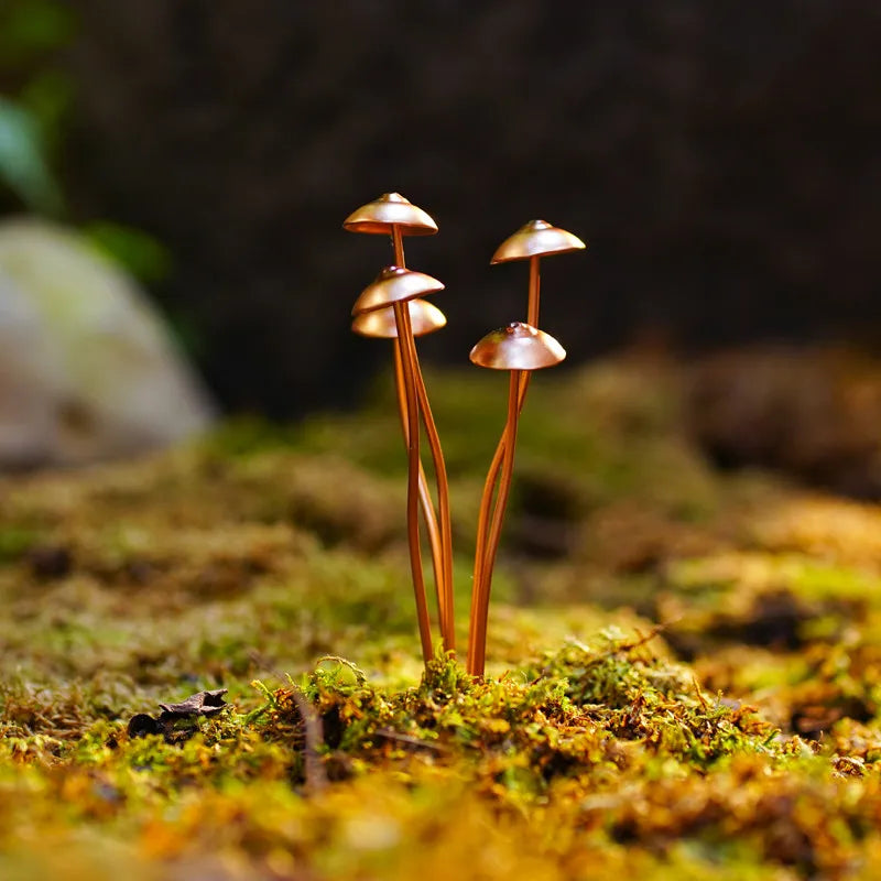 Metal Mushroom Garden Pot Ornament