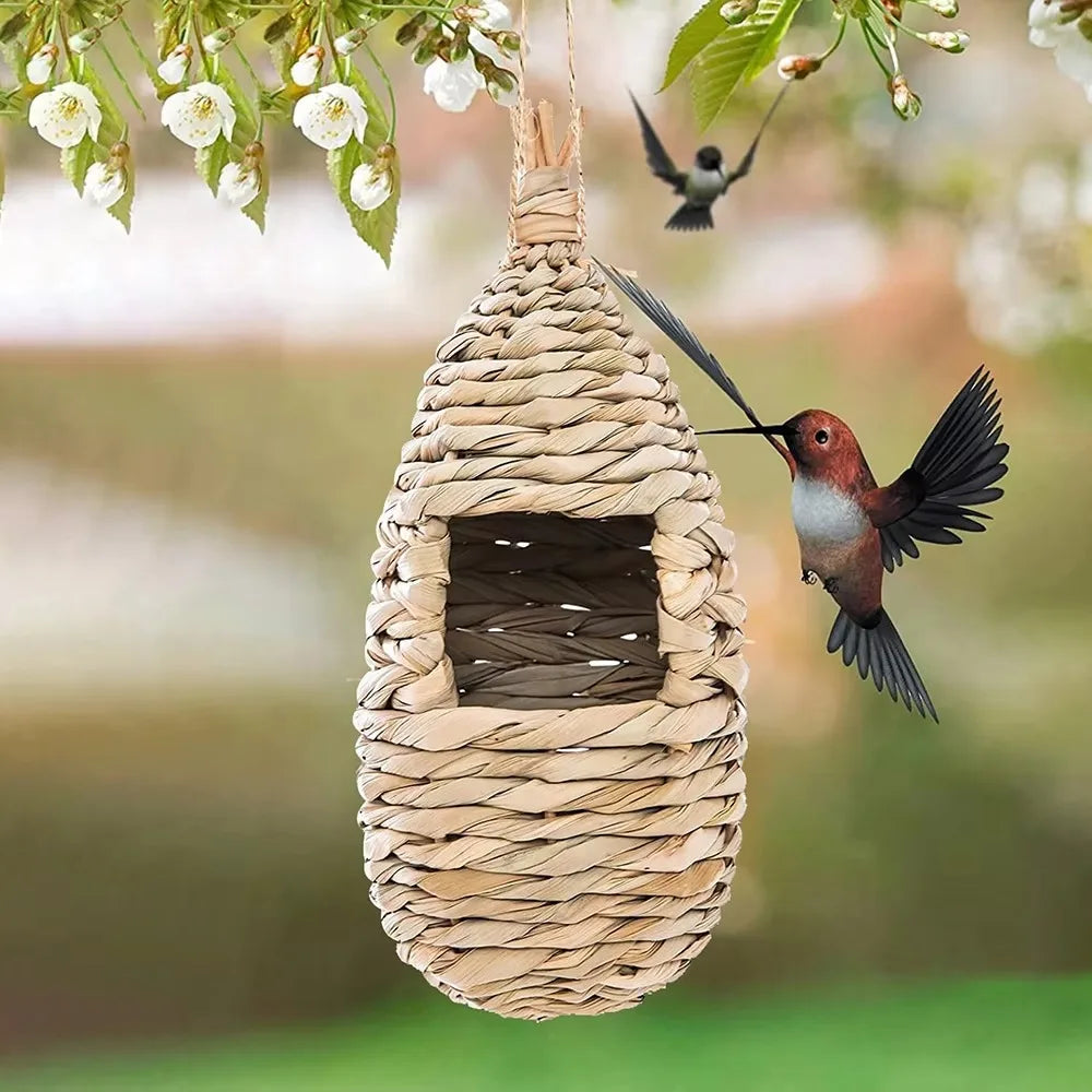 Handwoven Grass Nest Hibiscus Gourd Bird House – Natural & Eco-Friendly