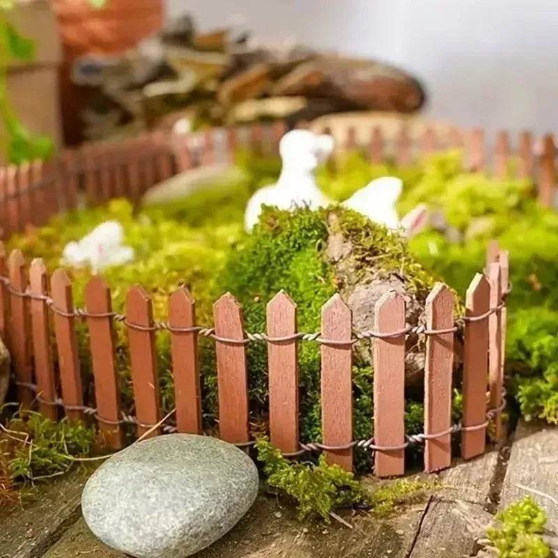 90cm Rectangular Fence Planter – Small Outdoor Succulent Garden Planter with Mini Wooden Fence for Decorative Gardening - UrbanSprout